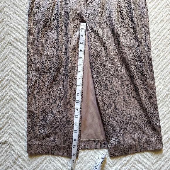 Vintage A.J. Bari snake print open back cocktail dress - Picture 14 of 16